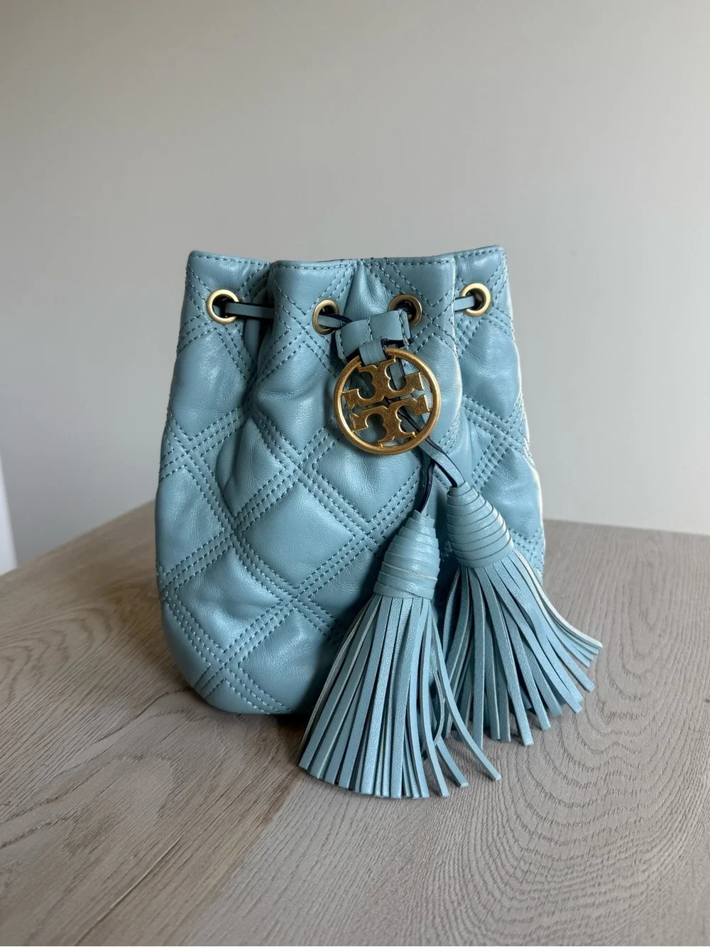 NWT Tory Burch Fleming Soft Mini Bucket Bag – Blue Leather